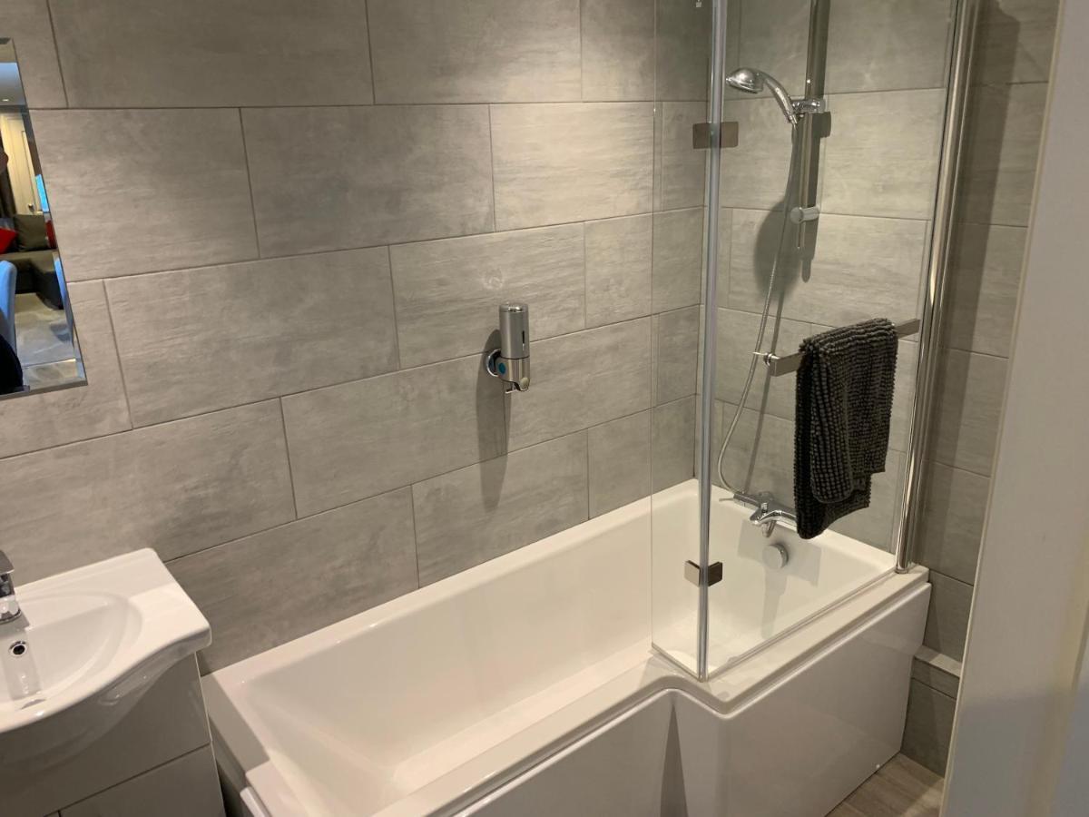 Fornham Guest House Чертсі Екстер'єр фото